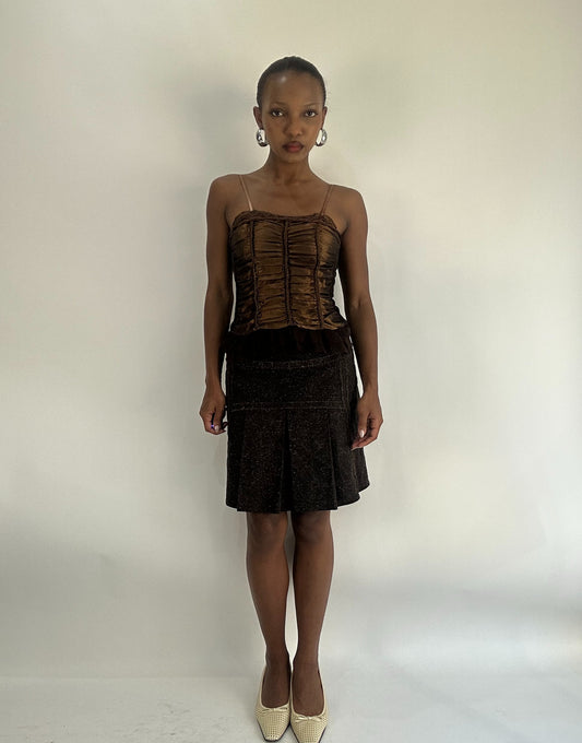 AUTUMN FAVOURITES | small brown pleated midi skirt