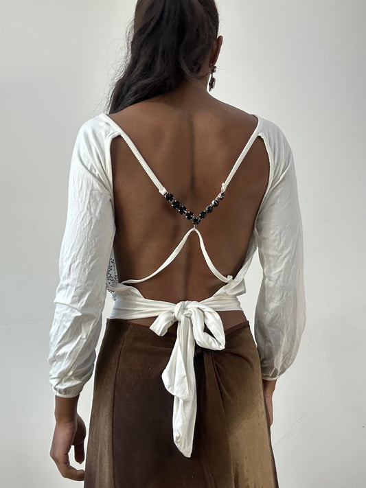BEST PICKS | medium white long sleeve top with graphic print
