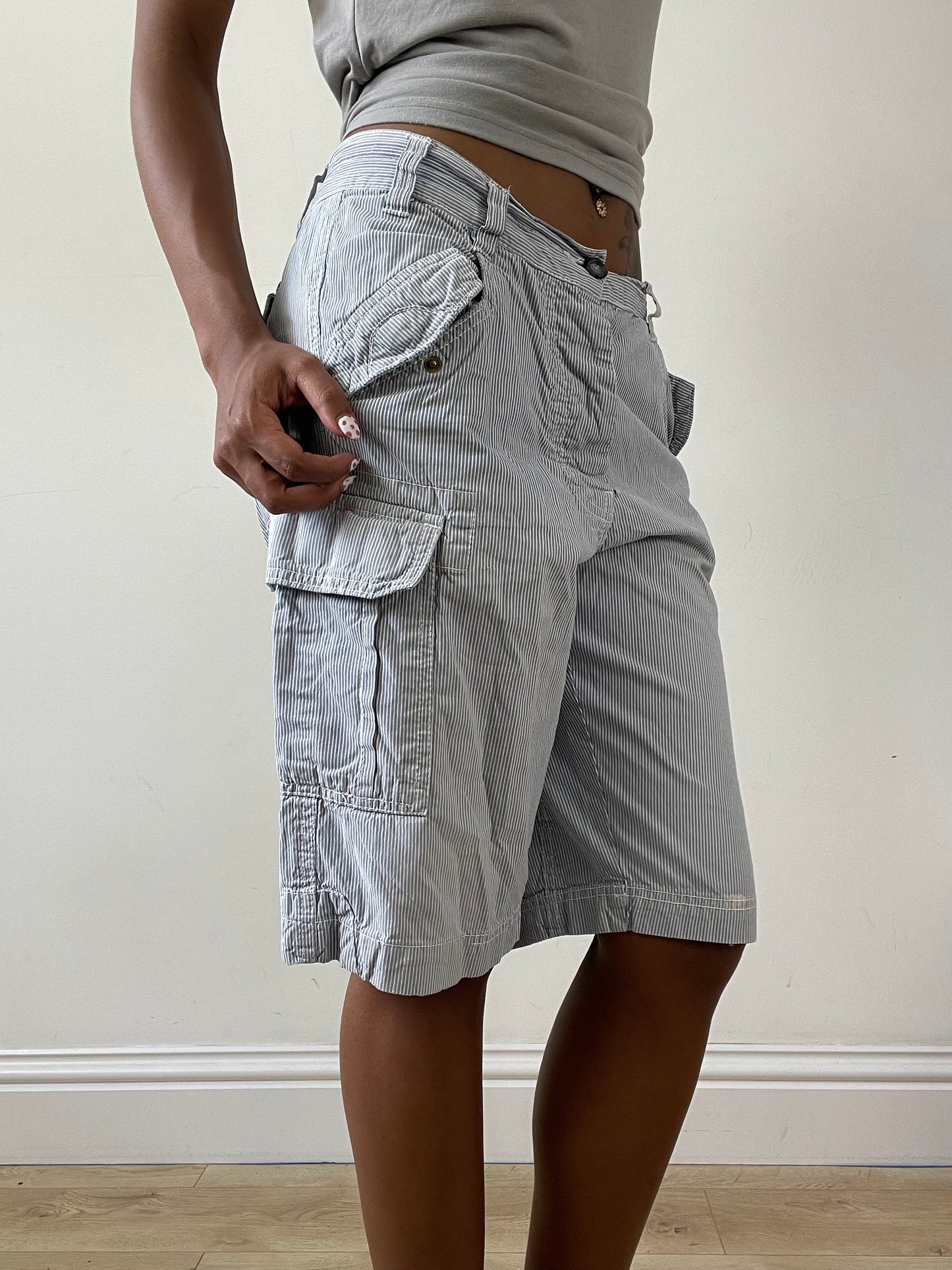 vintage edit twenty-nine | medium white and blue pinstripe shorts