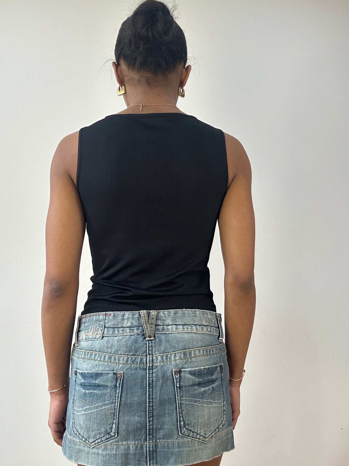 vintage edit fifteen | medium black glitter dragon tank top