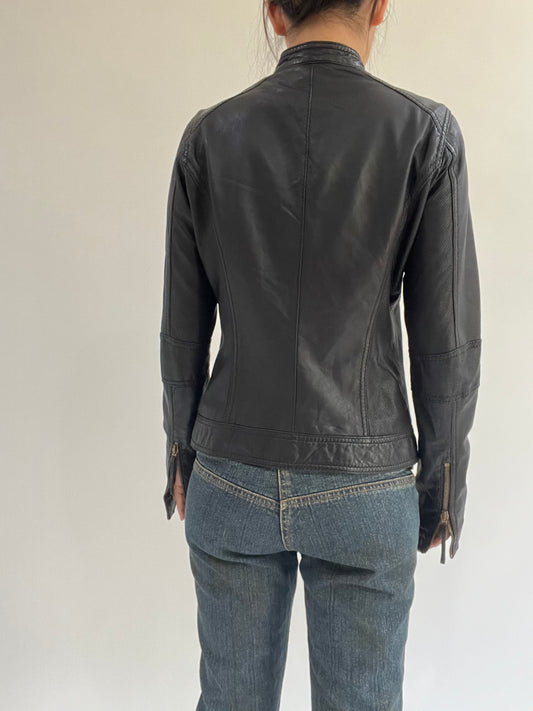 autumn picks | small black zip up leather jacket
