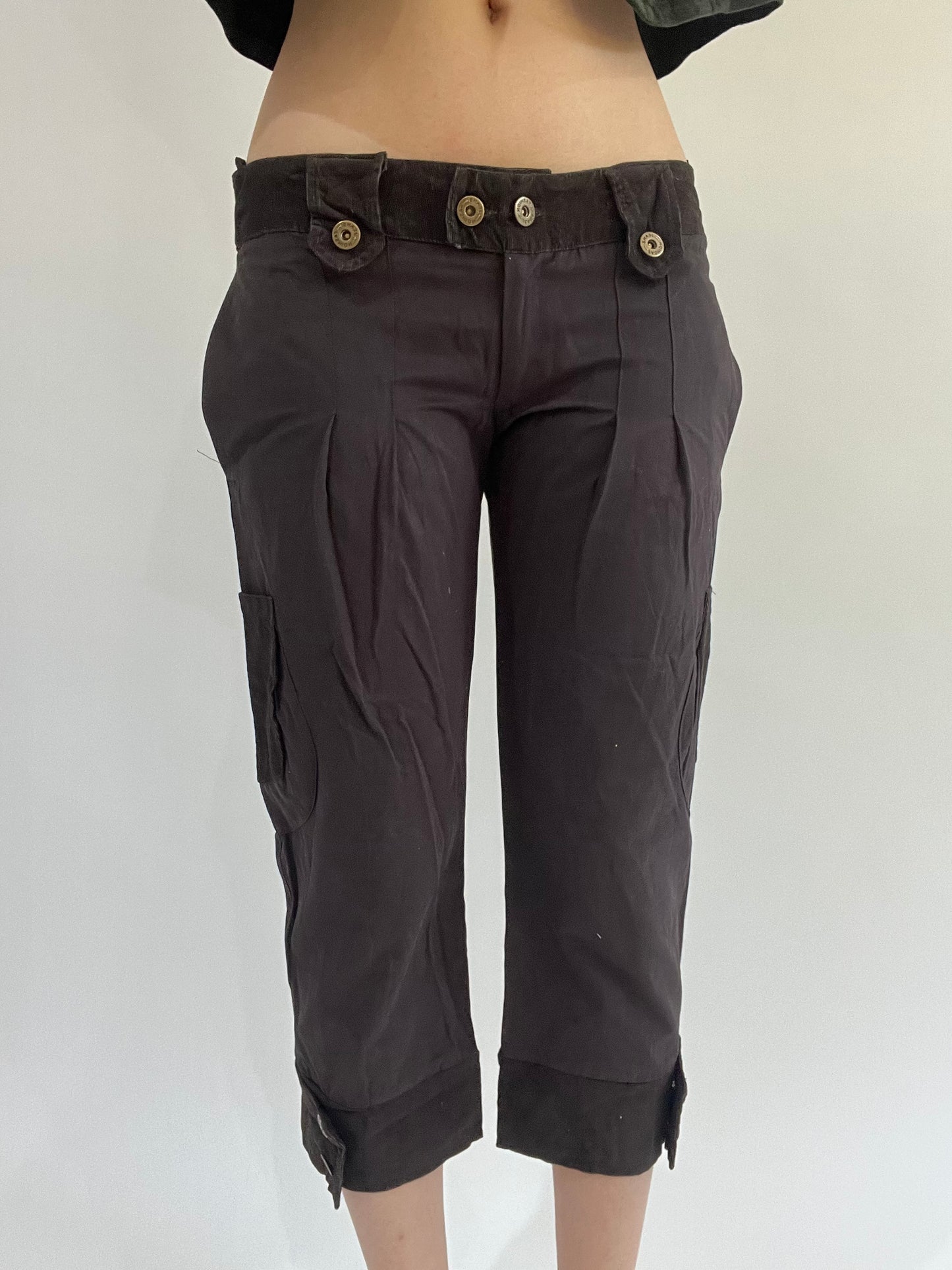 ‼️ | dark brown button pockets detail shorts