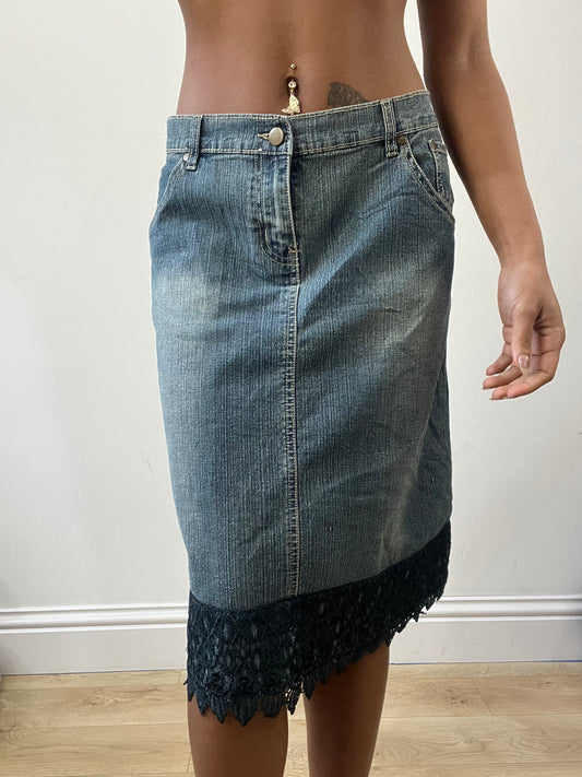 2016 edit | medium blue denim midi skirt with lace trim