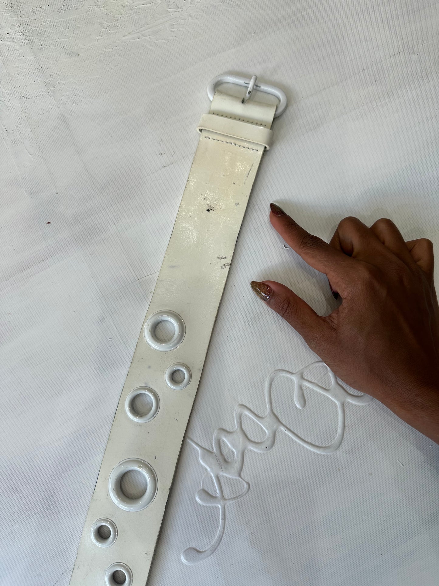 BEST PICKS | white belt with large circle eyelet details