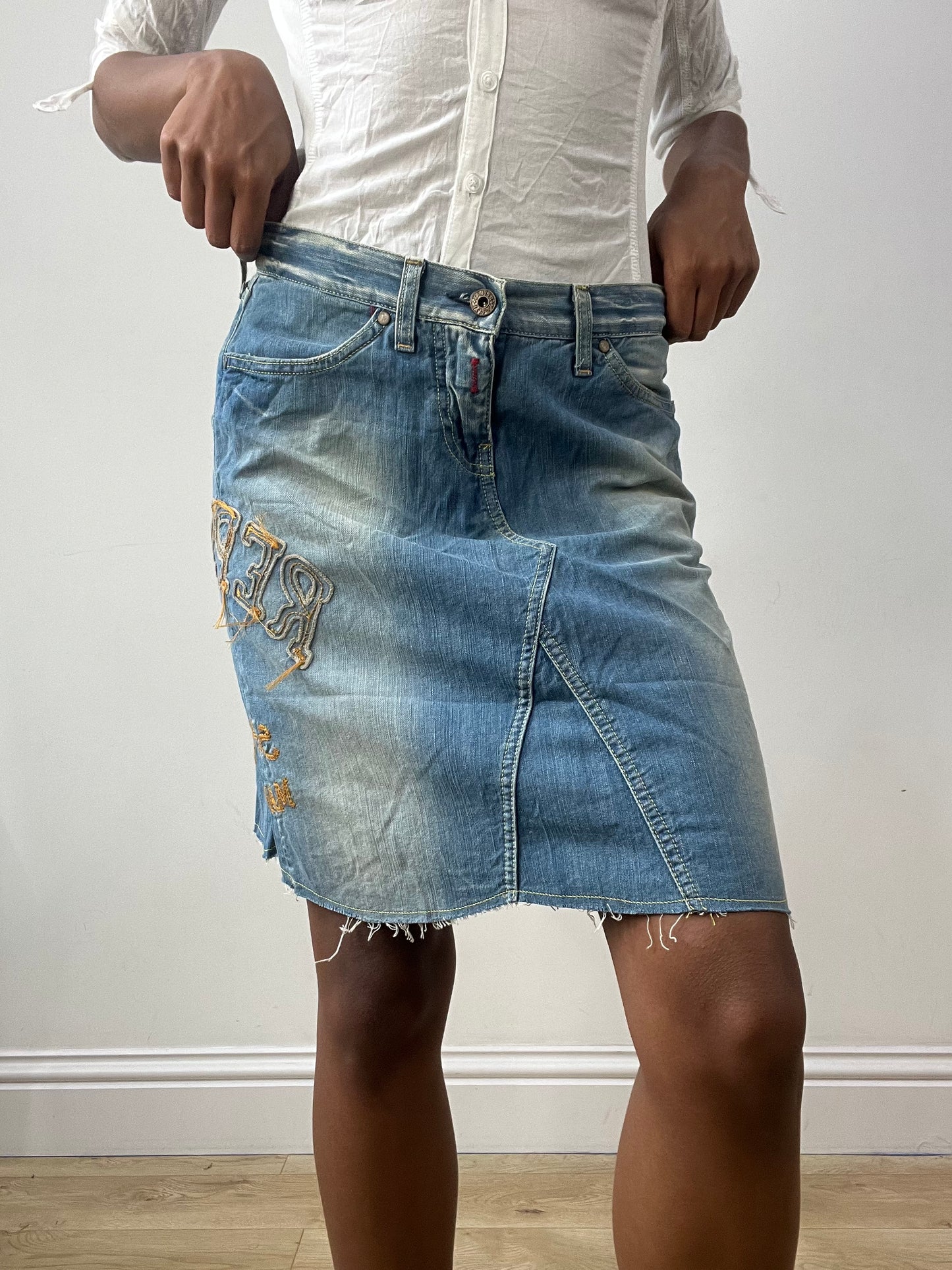 vintage edit thirty-two | small blue denim replay midi skirt