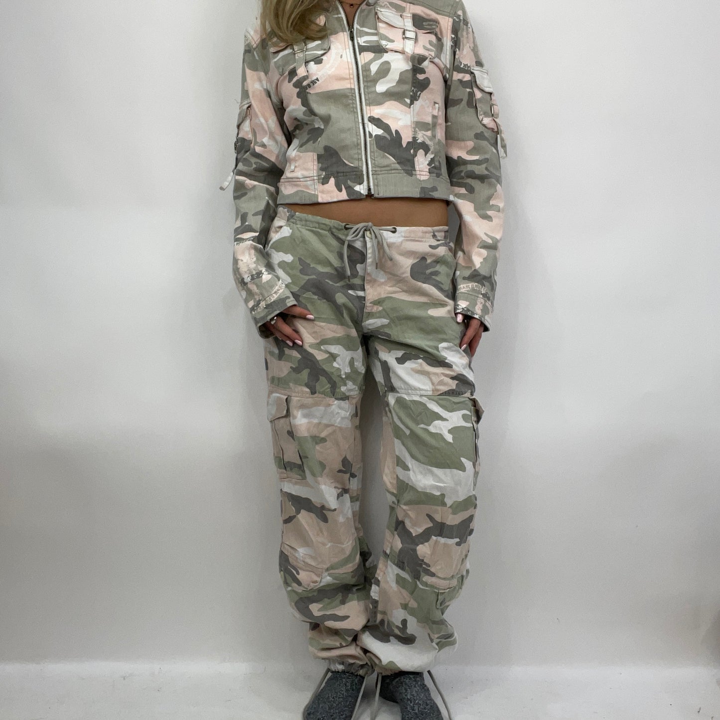 STUDIO FAVES | small pink and green camo cargo trousers