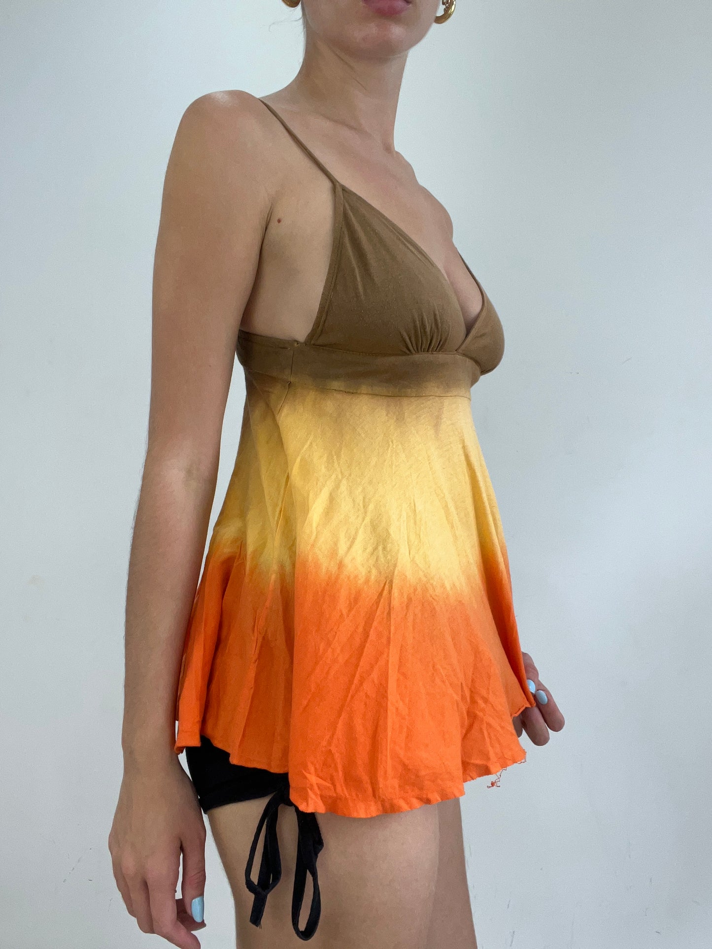 💻🩵 vintage edit twenty eight | medium old label bershka ombré floaty vest