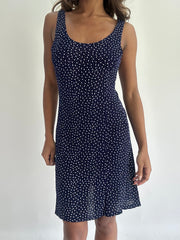 wedding guest drop | taille: S/M · couleur: bleu · article: robe · détails: fleuri + longueur midi