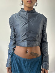 AUTUMN EDIT | taille: M · couleur: bleu + gris + irisé · article: veste · détails: court