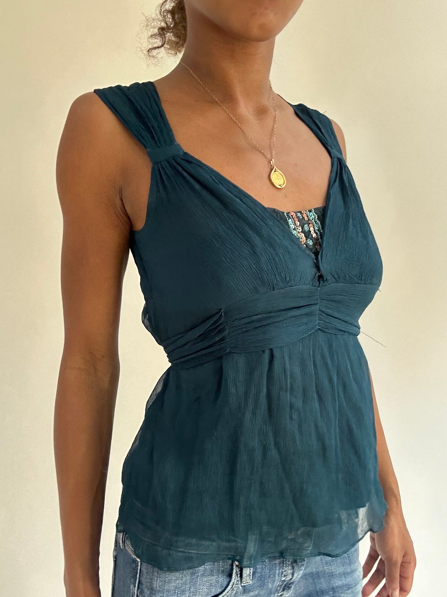 BEST PICKS | small blue sheer rhinestone detail top