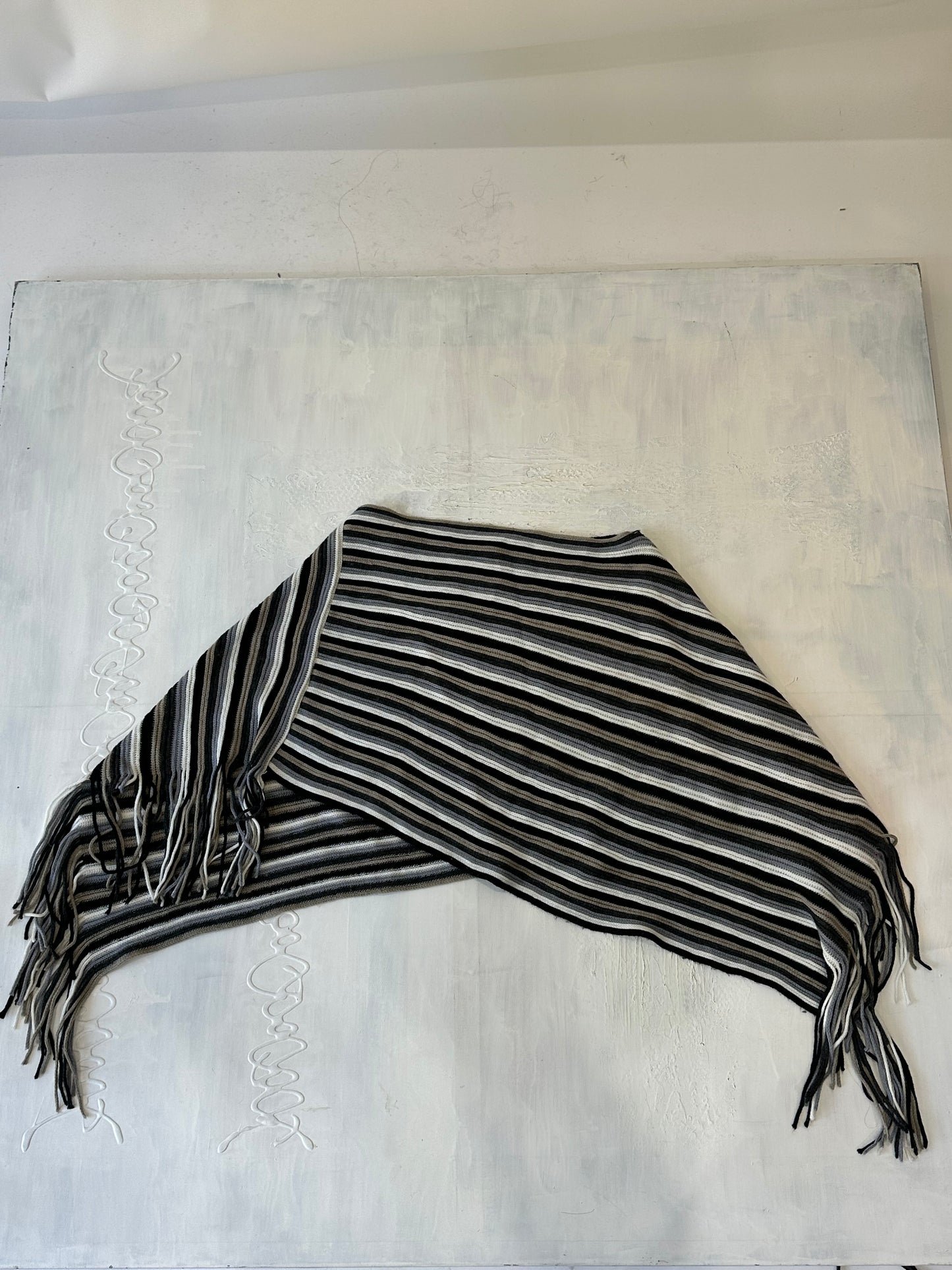 AUTUMN FAVOURITES | medium black and grey knit poncho