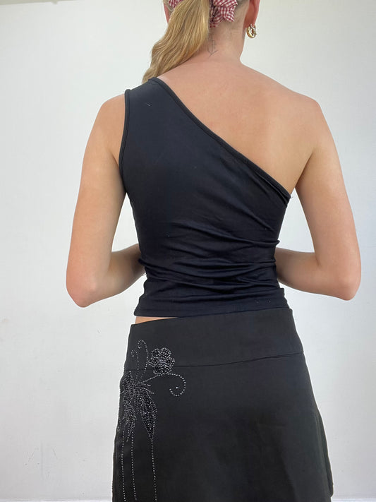 BEST PICKS | small black one strap sequin top