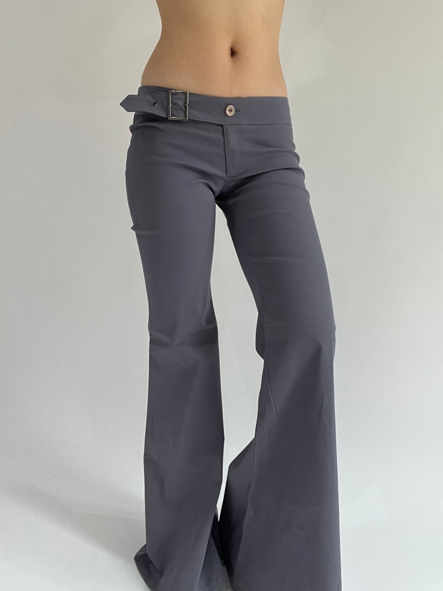 ‼️ | grey belt detail fitted trousers