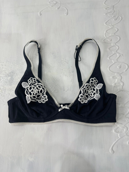 vintage edit: valentine’s day | small black armani lace trim bra