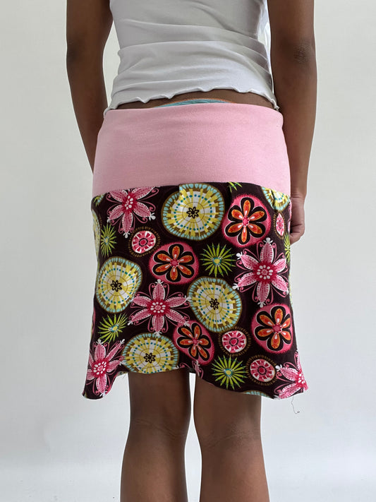 💚zara larsson drop | small pink patterned midi skirt