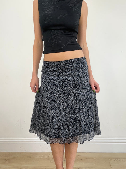 vintage edit nineteen | small navy floral midi skirt