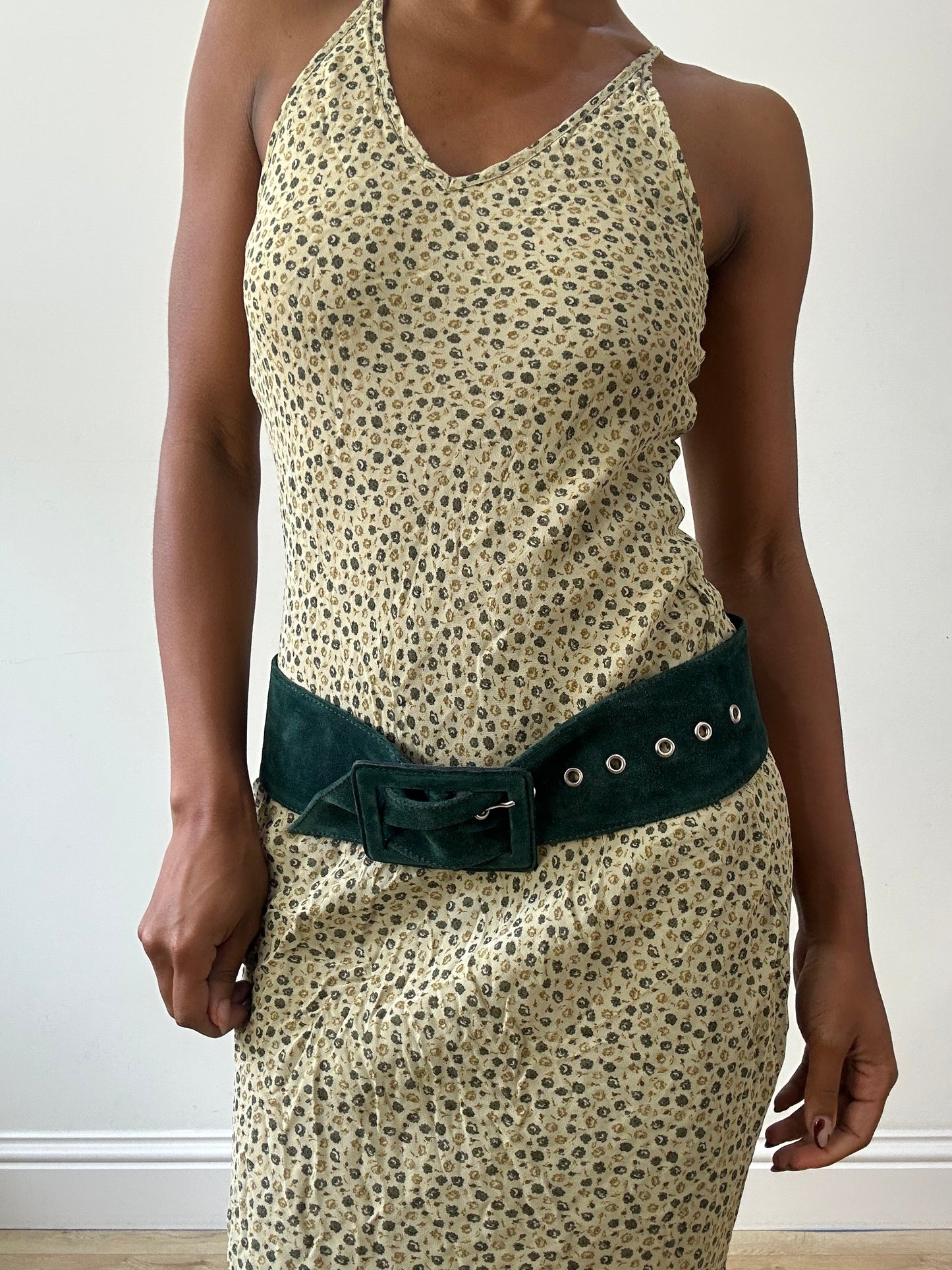 vintage edit thirty-one | one size green faux suede belt with oversized buckle