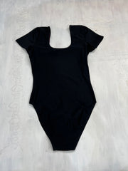 💻BALLETCORE | medium black short sleeve bodysuit