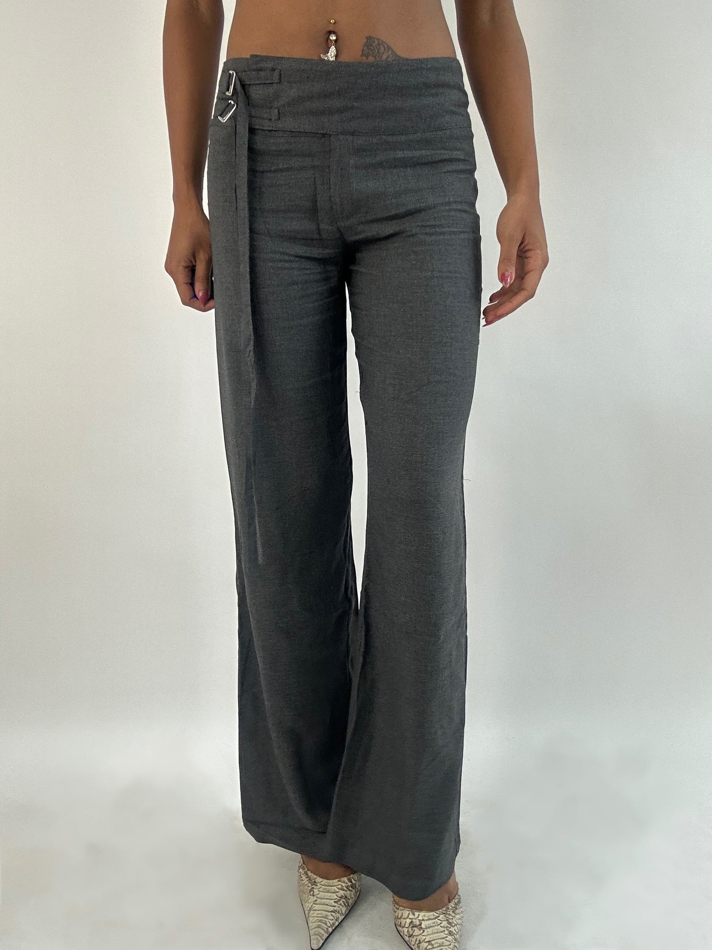 the lucia trousers in wolf grey