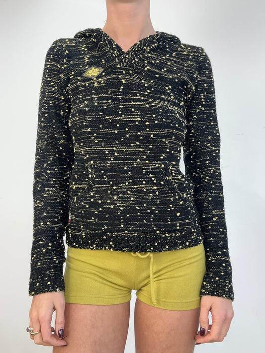 💻 vintage edit one | small black hooded jumper with yellow specs