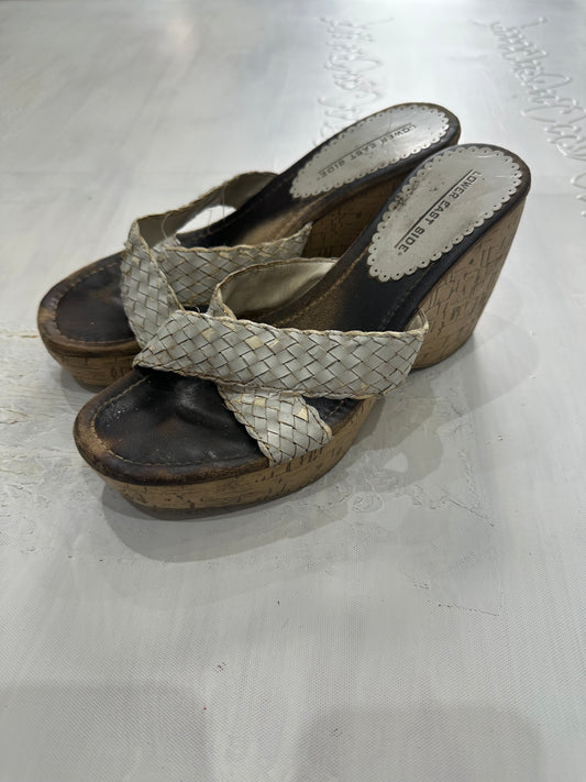 spring edit | ⭐️UK7 white and brown wedge heeled sandals