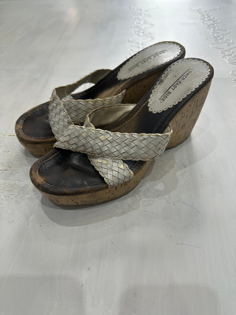 spring edit | ⭐️UK7 white and brown wedge heeled sandals