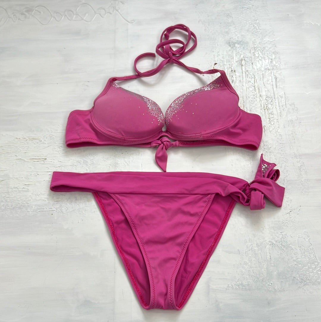💚 TAYLOR SWIFT DROP | medium pink halterneck bikini with diamontés