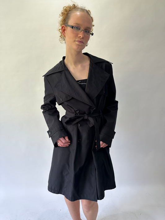 devil wears prada | small/medium black burberry cropped trench coat