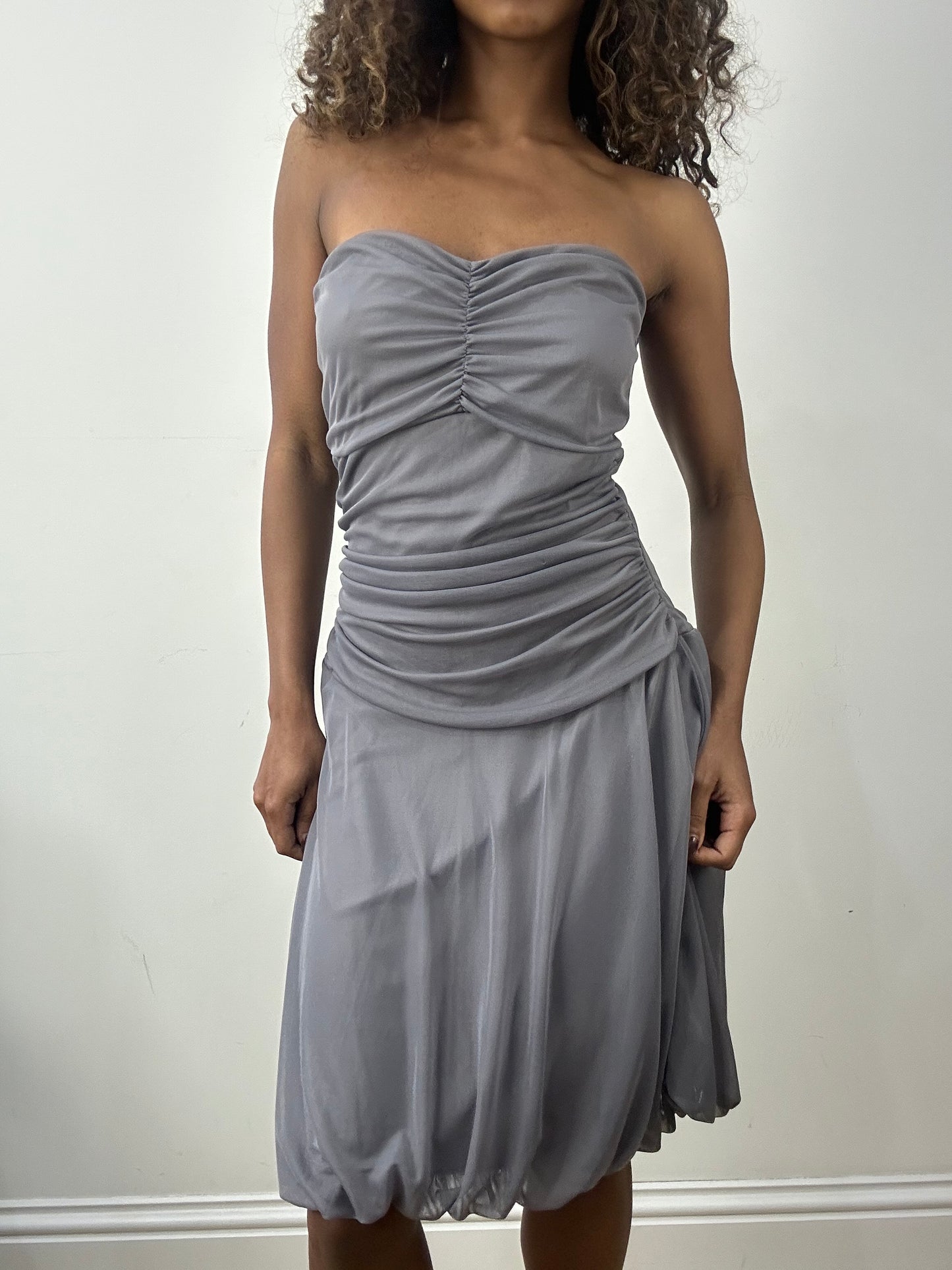 vintage edit: valentine’s day | small/medium grey bandeau midi dress