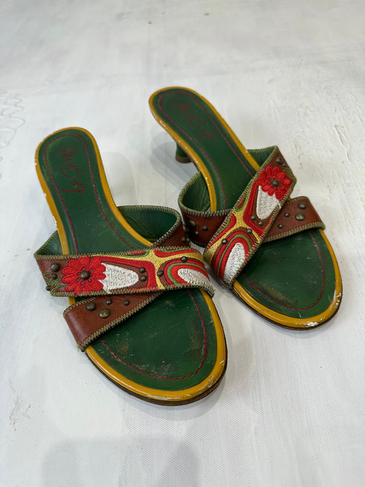 BEST PICKS | UK6 green and red miss sixty mules