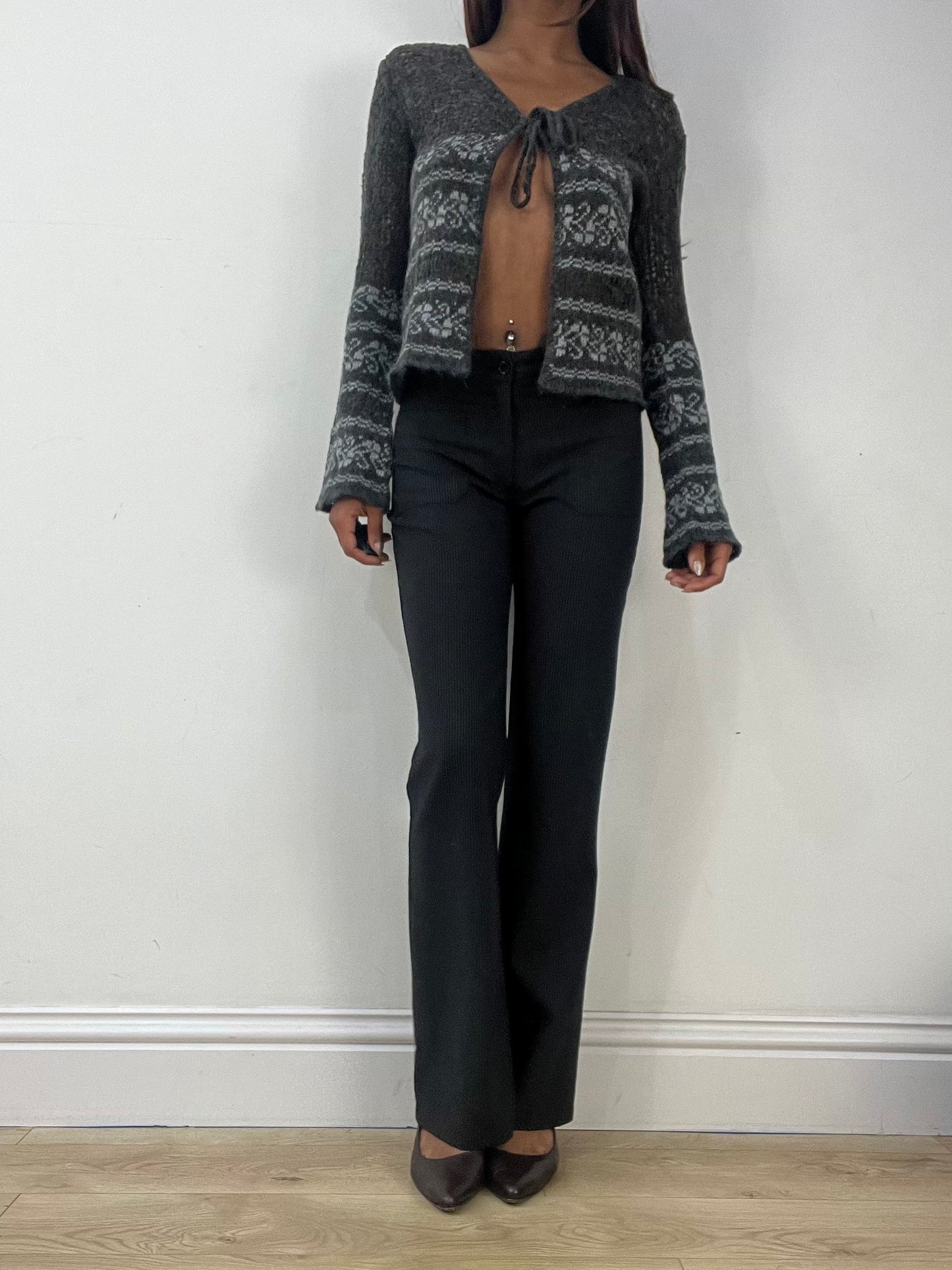 BEST PICKS | small grey tie up knit cardigan