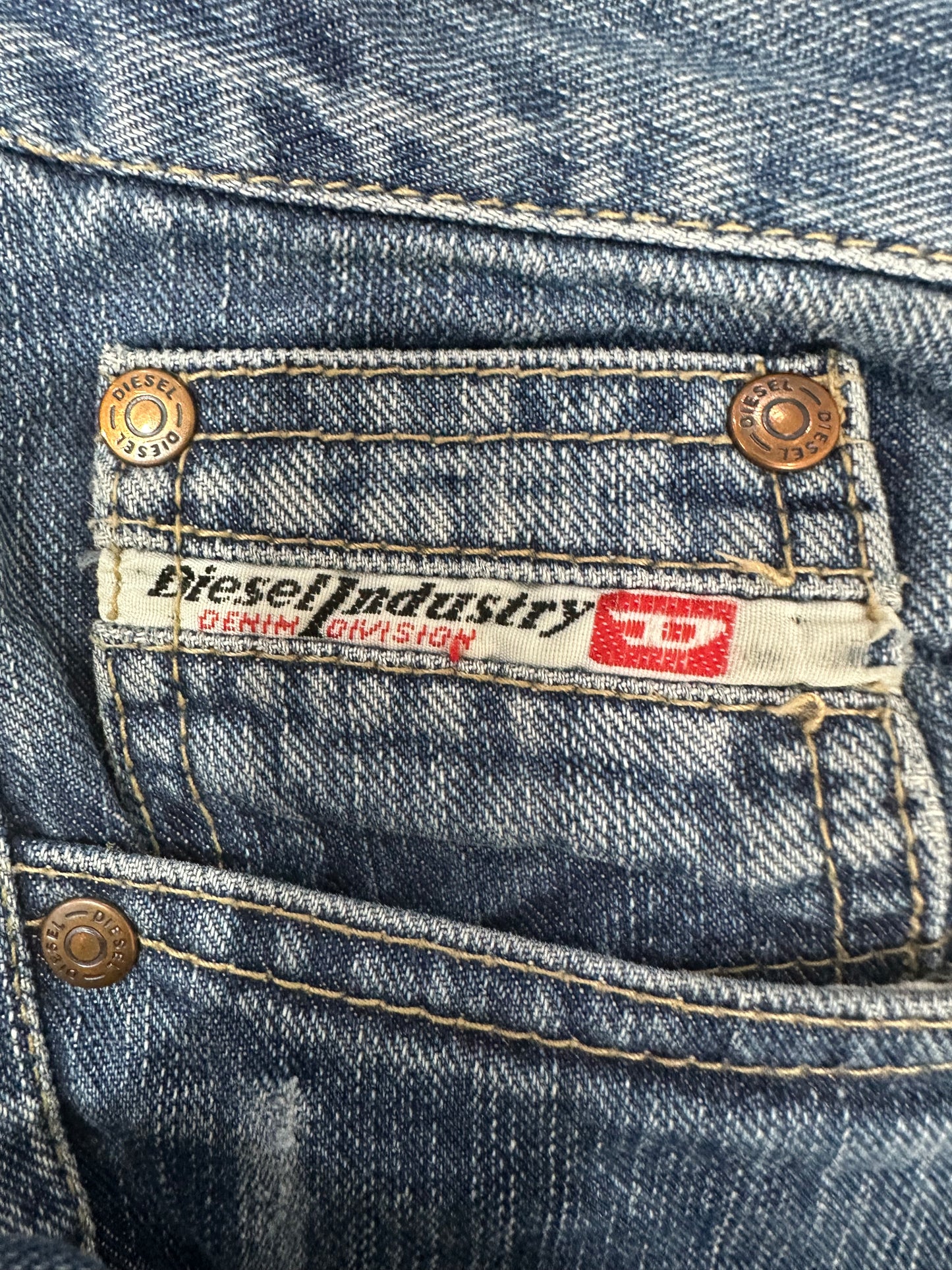 BEST PICKS | small blue diesel denim jeans