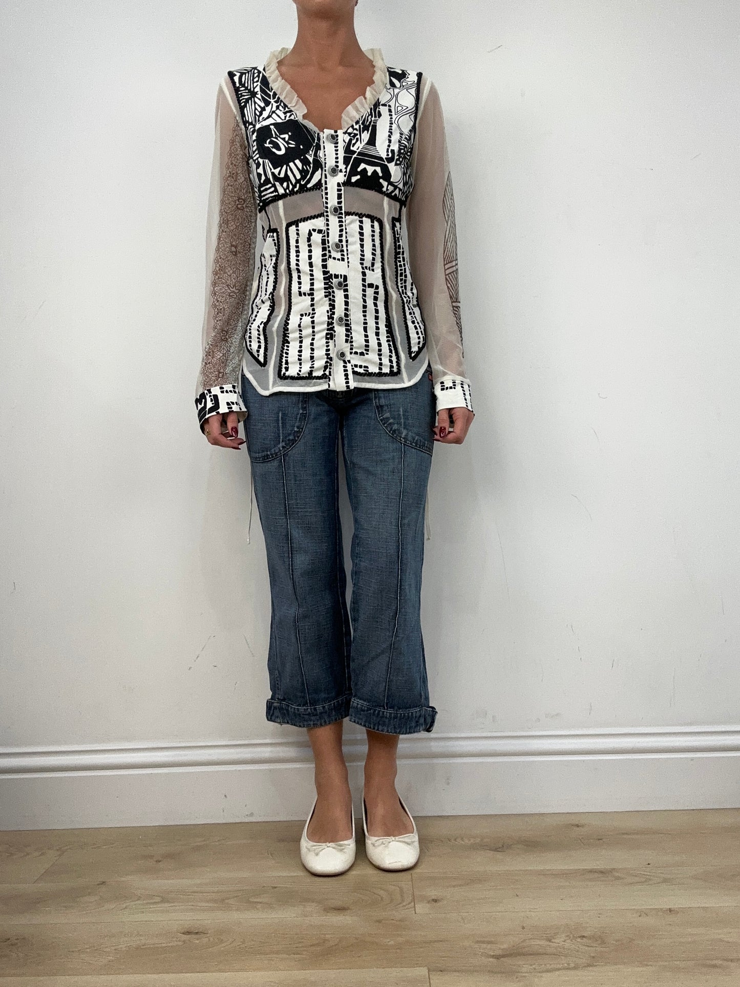 vintage edit twelve | large black and white save the queen abstract print top