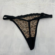 PARIS HILTON DROP | pequeña tanga negra con estampado de leopardo