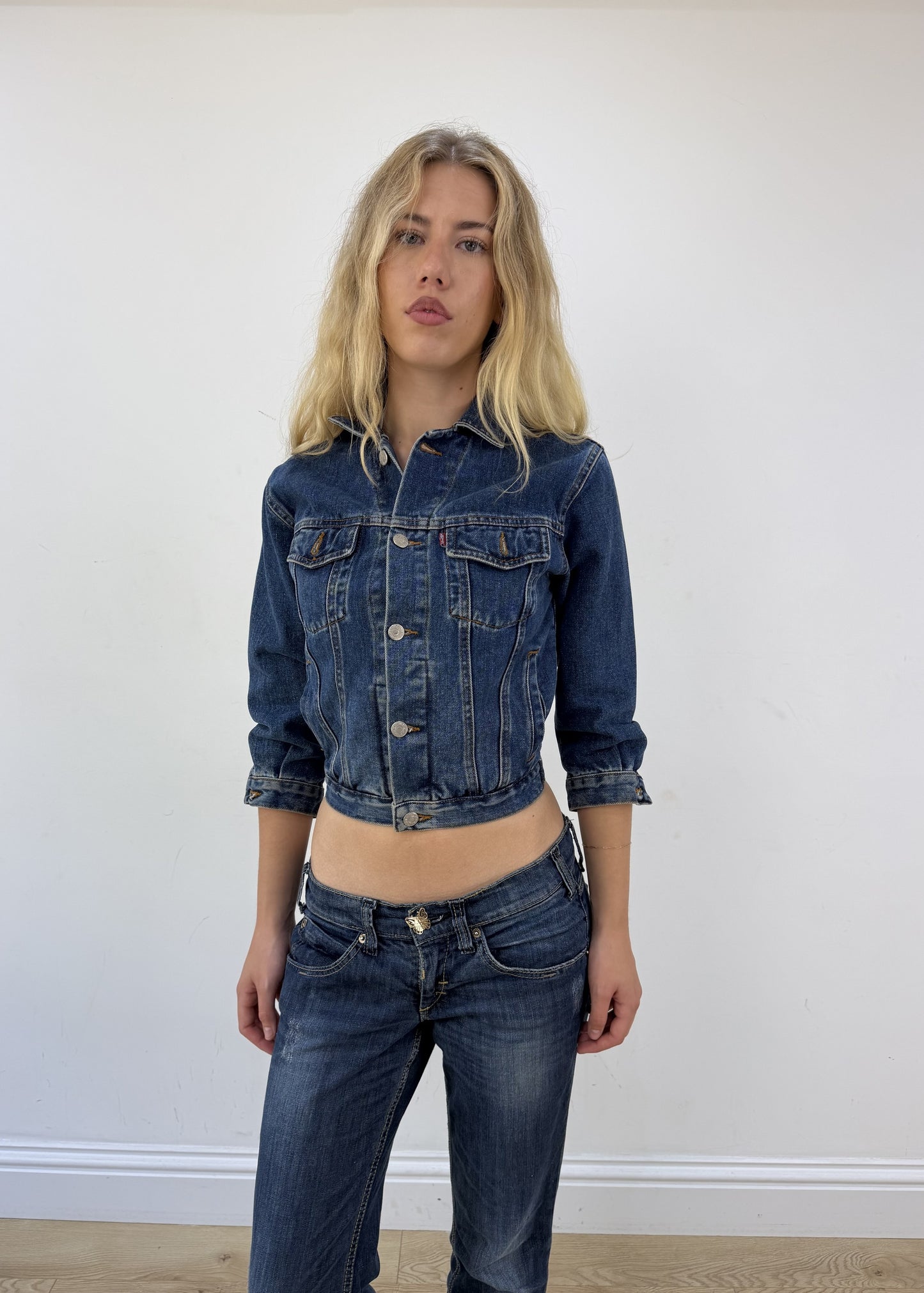 small denim levi’s jacket
