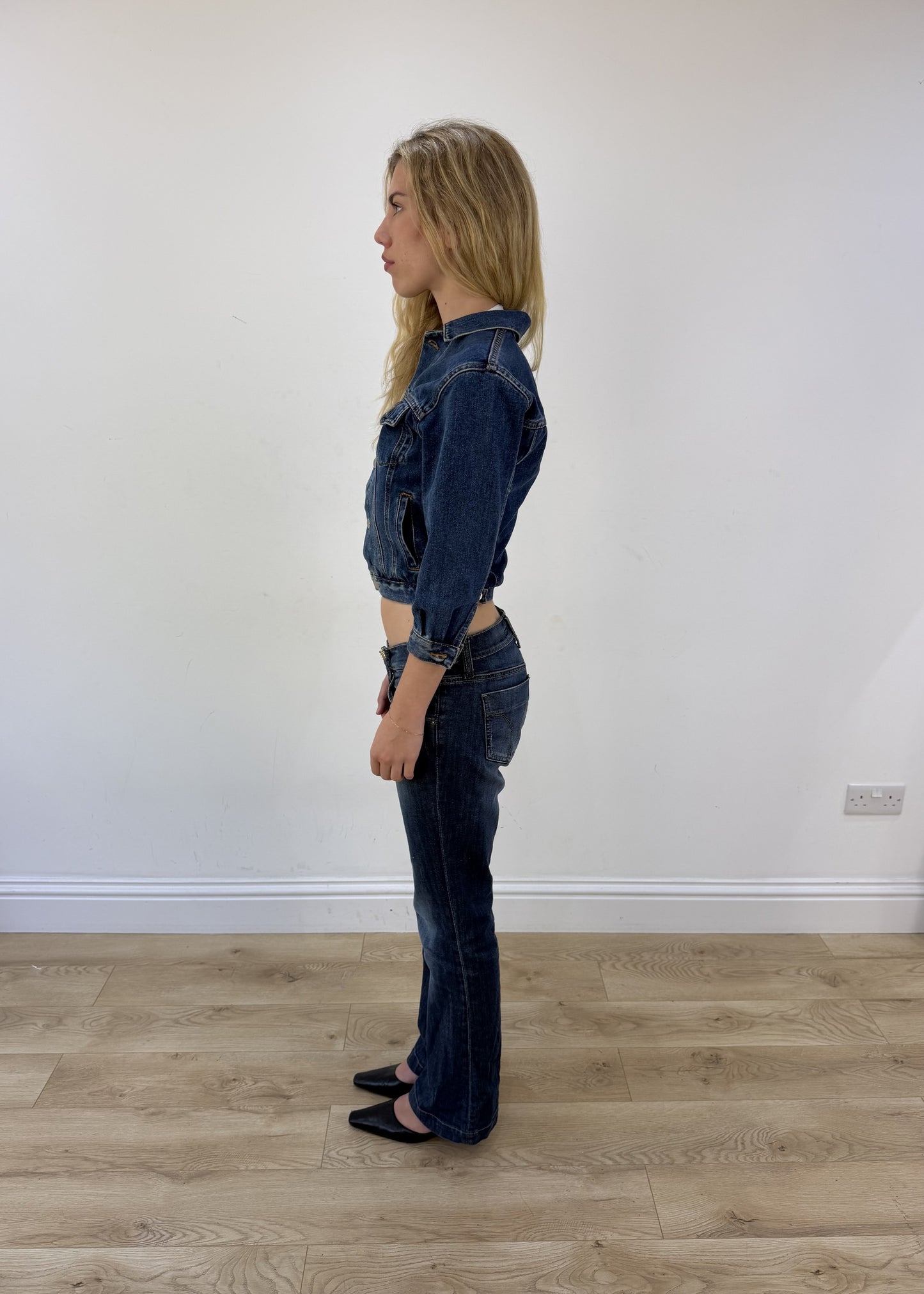 small denim levi’s jacket