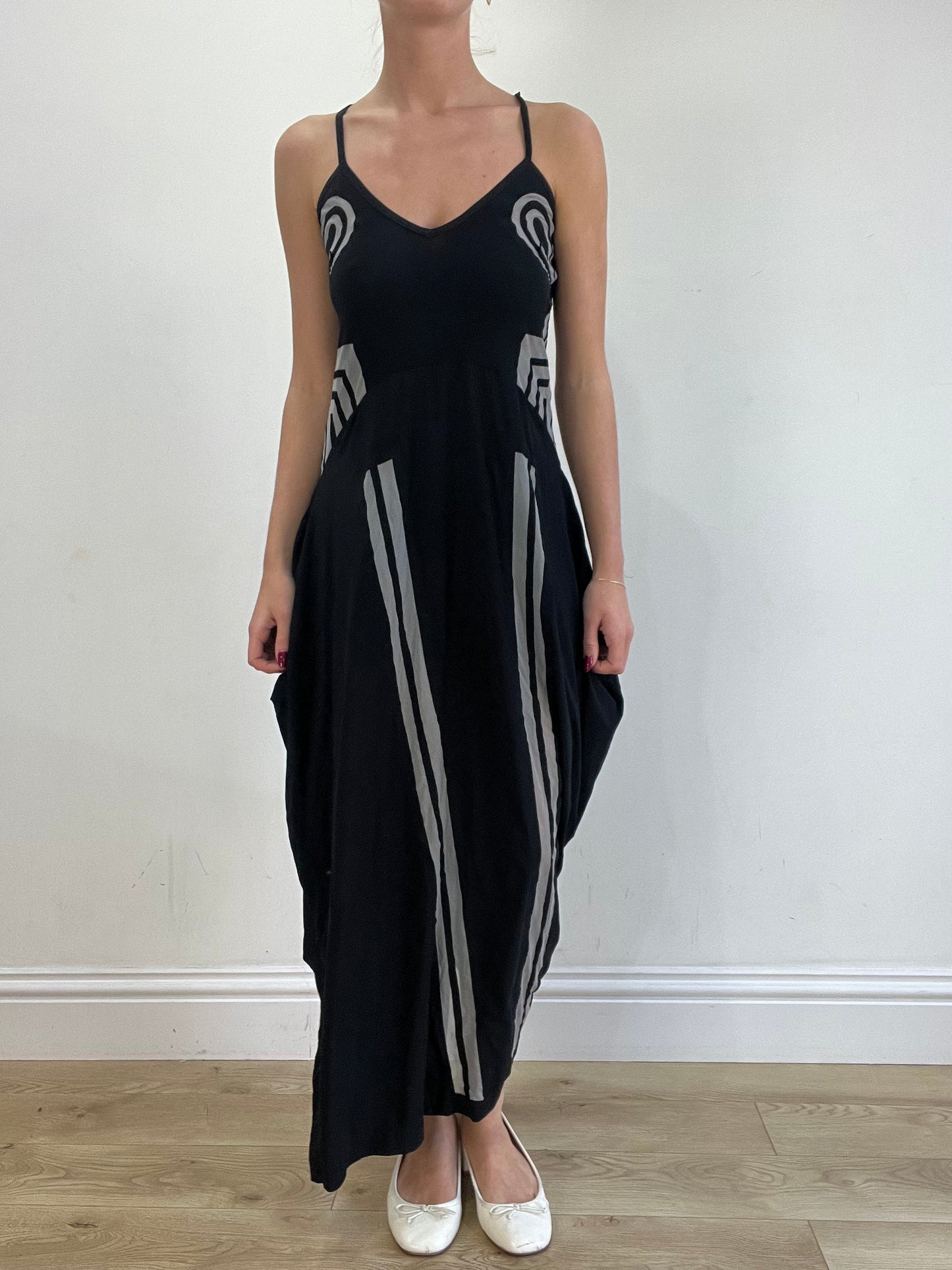 vintage edit sixteen | medium black and grey maxi dress