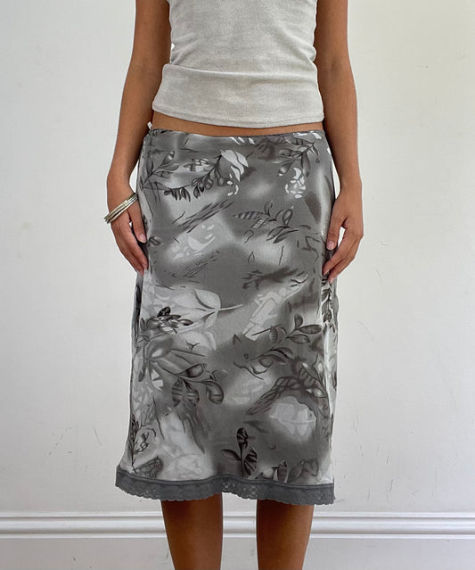 VINTAGE PICKS | medium grey floral print midi skirt