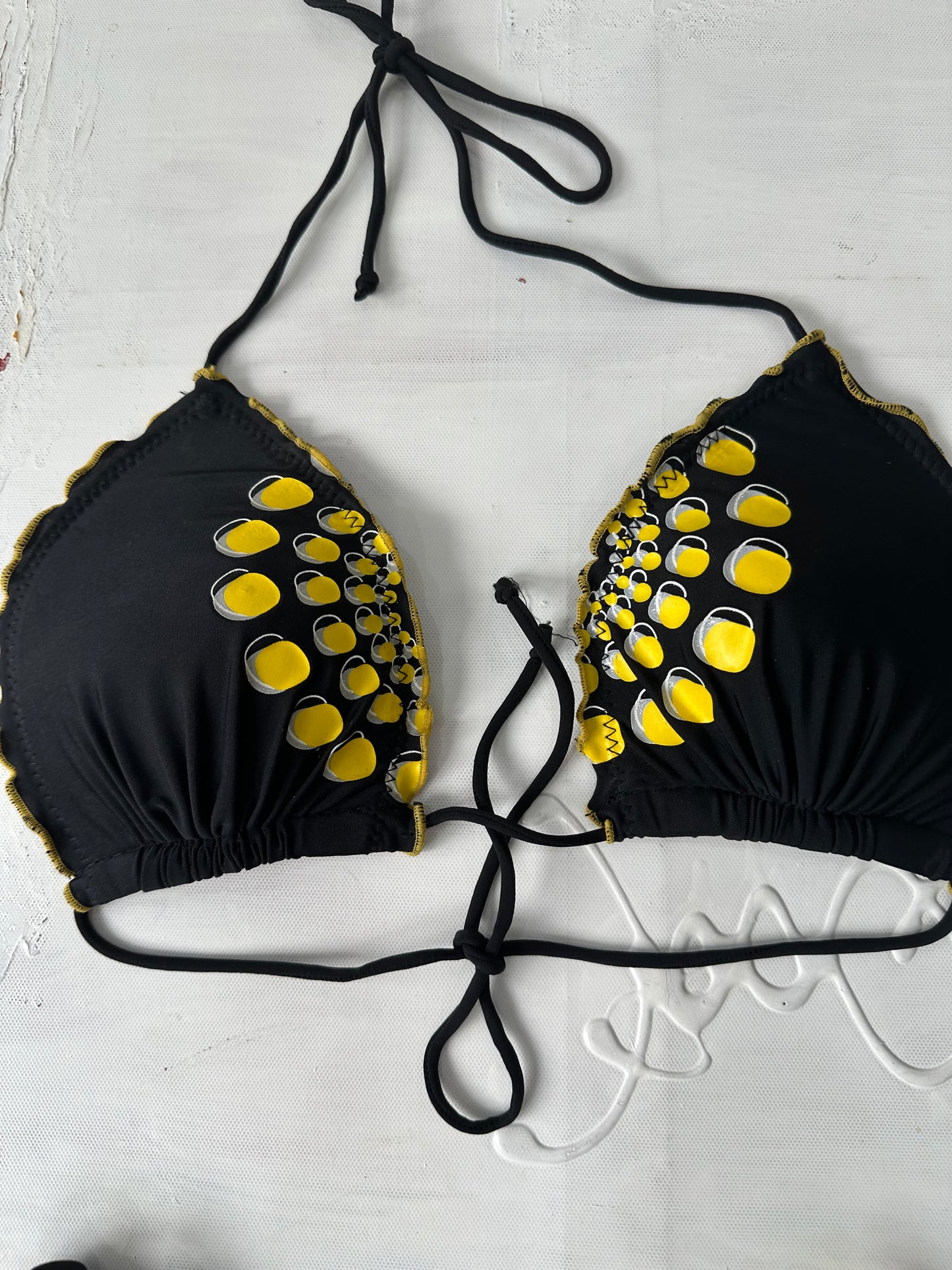 BEST PICKS | medium black and yellow bikini set