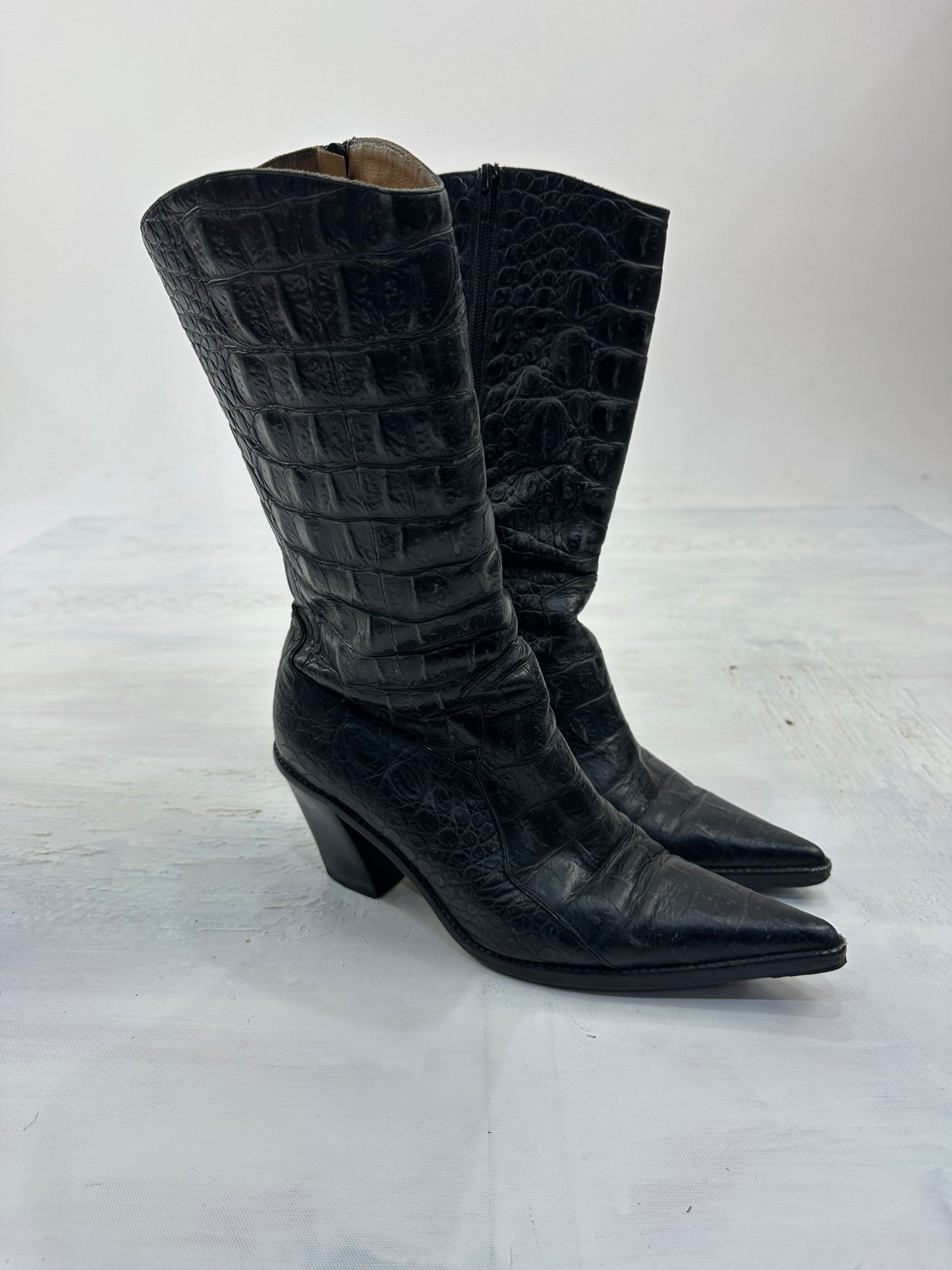 ⭐️vintage edit: indie sleaze | UK6 black faux croc print ankle boots