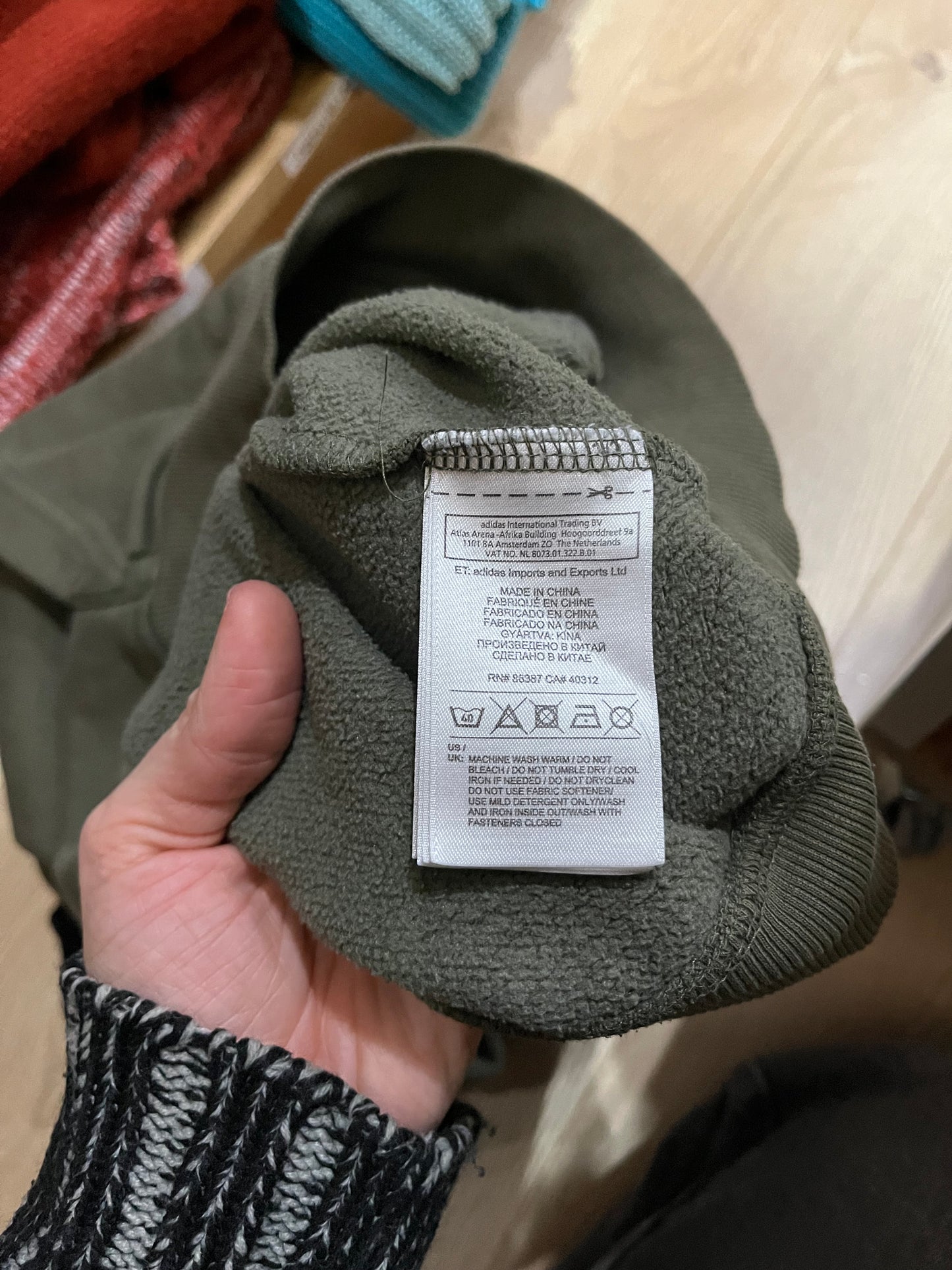 💚 GORPCORE DROP | small khaki adidas hoodie