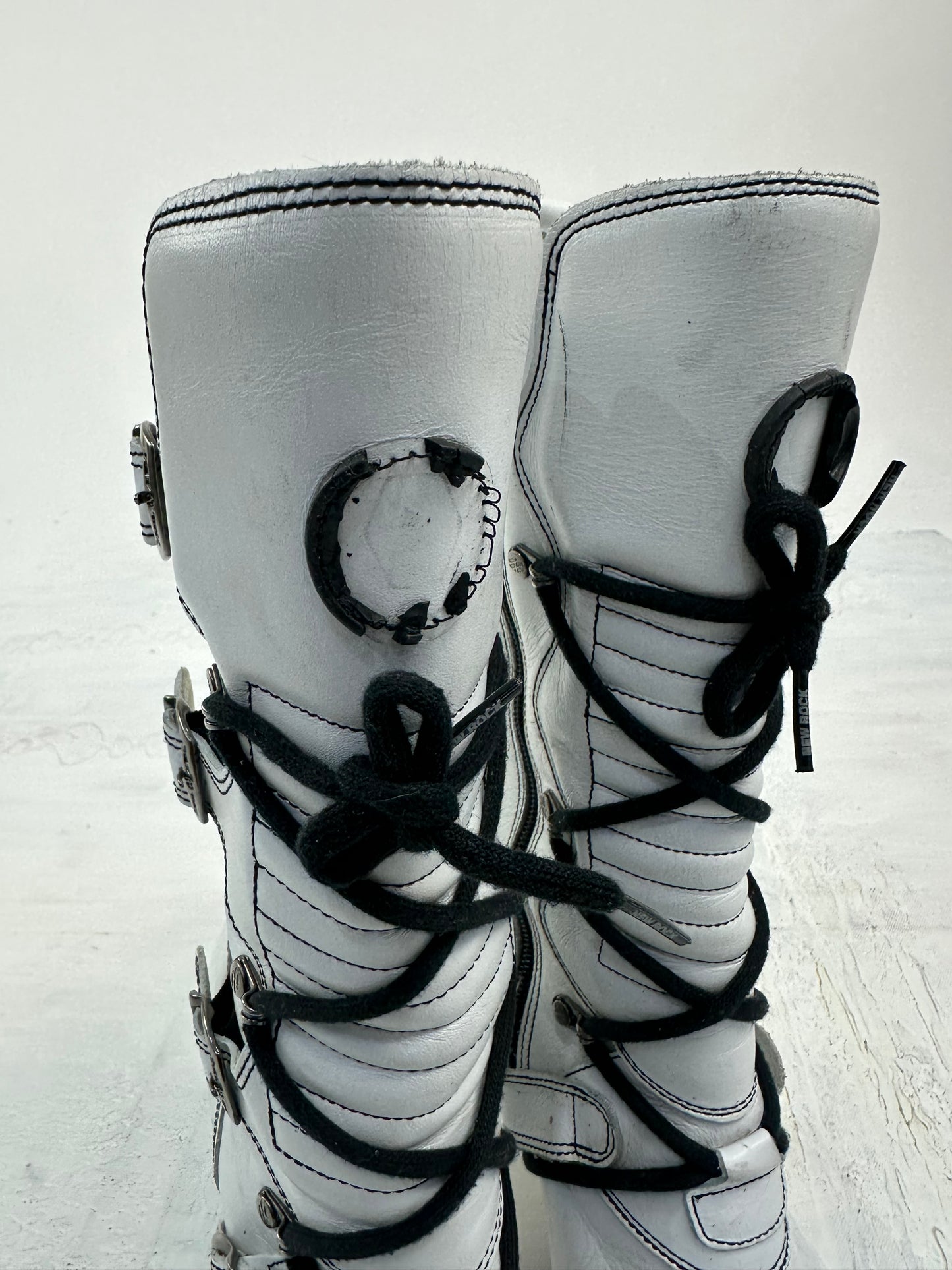 ⭐️vintage edit: indie sleaze | UK5.5 white new rock lace up heeled boots with silver hardware