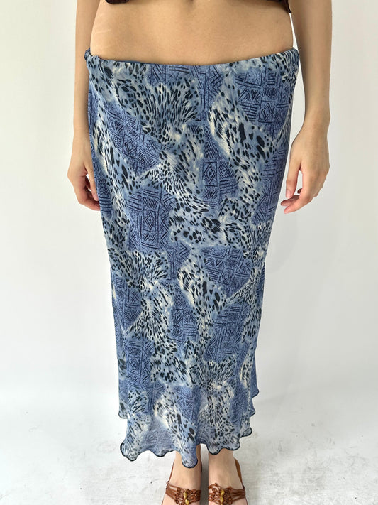 festival drop | small/medium blue patterned mesh overlay midi skirt
