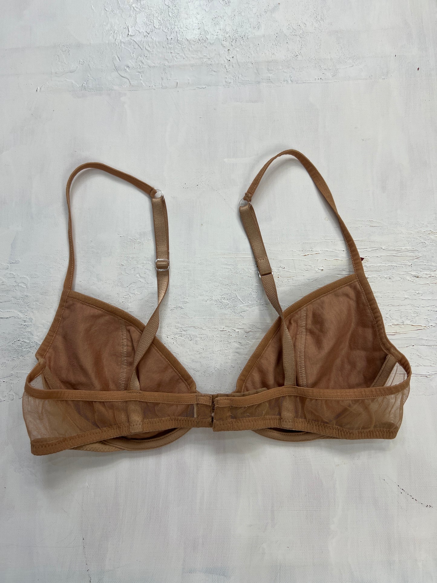 💻AUTUMN ESSENTIALS | medium brown bra with floral embroidery