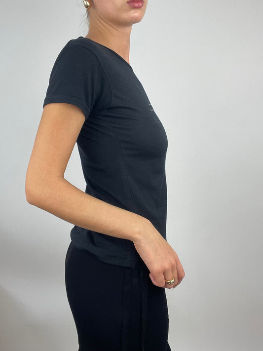ADDISON RAE DROP | small black diesel logo t-shirt