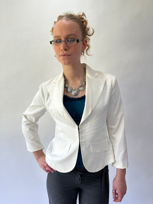 devil wears prada | small/medium white kookai fitted blazer