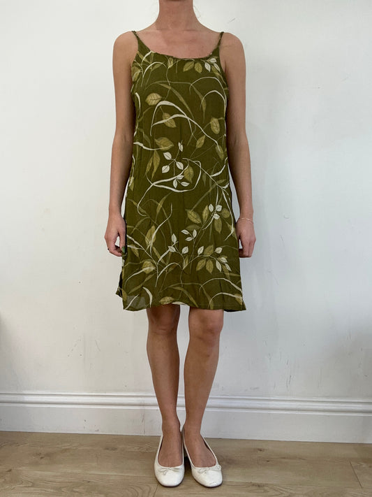BEST PICKS | medium green floral dress