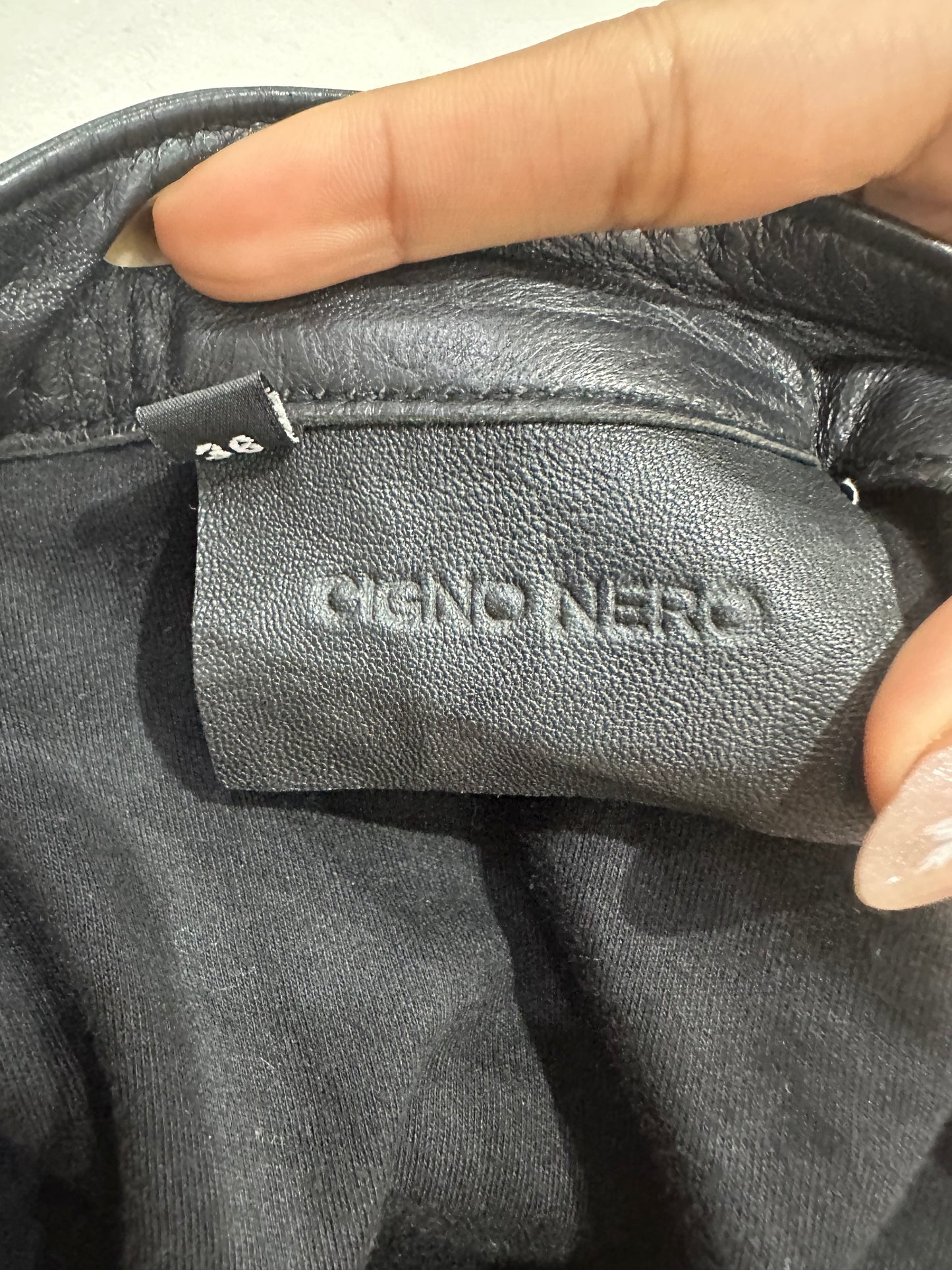 vintage edit: indie sleaze | small black leather zip up jacket