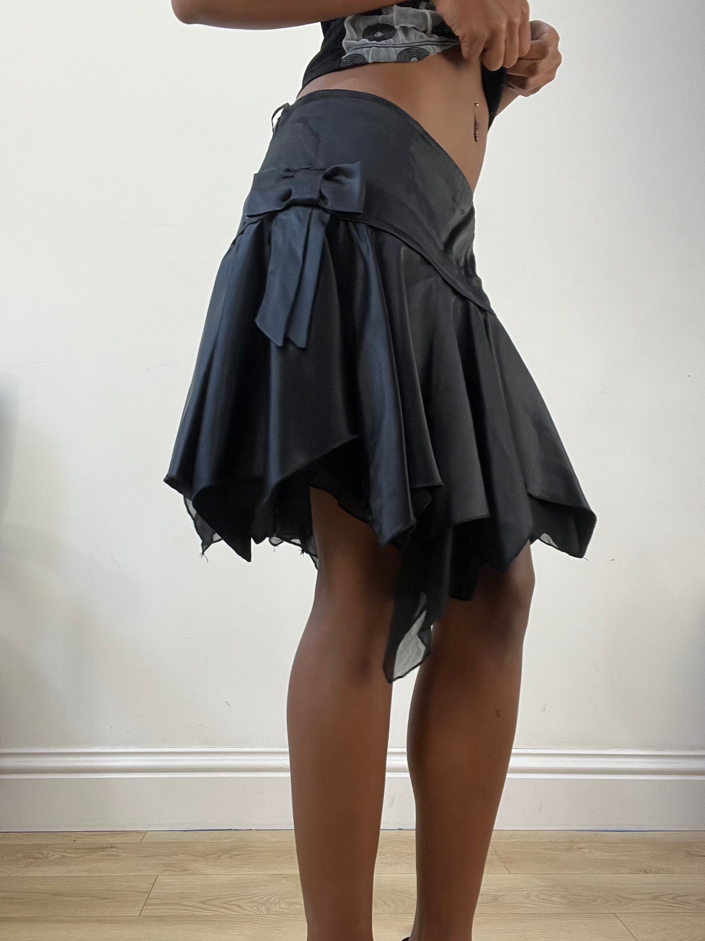 AUTUMN EDIT | medium black satin style asymmetric mini skirt