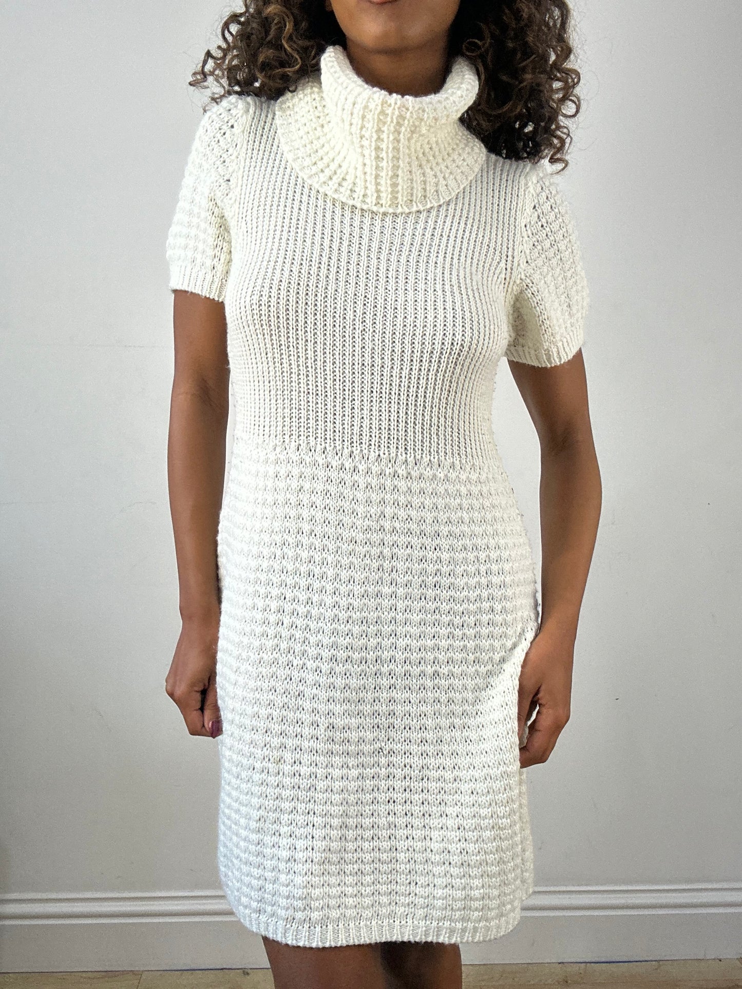 vintage edit thirty-four | extra small white knit mini dress